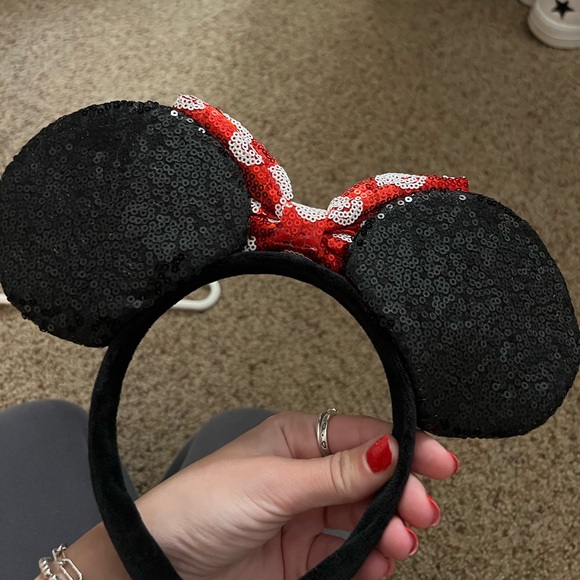 Mini Mouse Ears - Picture 2 of 2